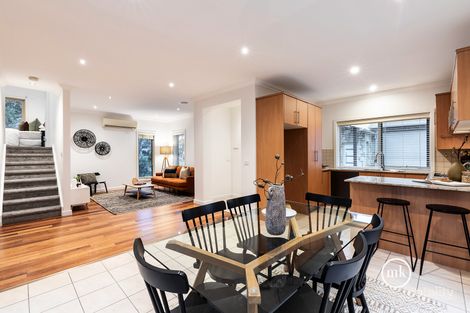 Property photo of 11/171 St Helena Road Greensborough VIC 3088