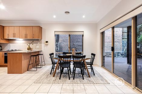 Property photo of 11/171 St Helena Road Greensborough VIC 3088