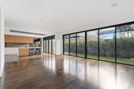 Property photo of 1/10 Fenwick Street Kew VIC 3101