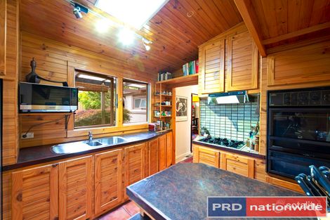 Property photo of 98 Caley Crescent Narrabundah ACT 2604