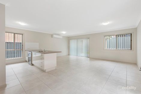 Property photo of 8 Wens Road Woongarrah NSW 2259