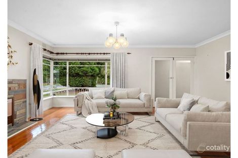 Property photo of 2 Jaques Grove Forest Hill VIC 3131