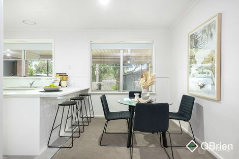 Property photo of 3 Laurina Crescent Frankston North VIC 3200