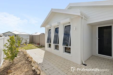 Property photo of 32 Castlemead Drive Yanchep WA 6035