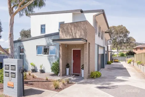2/17 Gilmore Pl, Queanbeyan West, NSW 2620