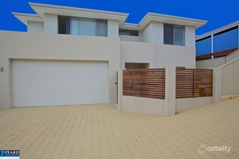 17a Andrew St, Scarborough, WA 6019