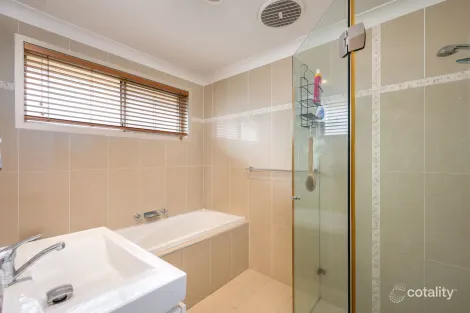 Property photo of 35 Greenbank Drive Werrington Downs NSW 2747