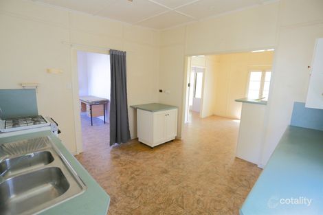 Property photo of 20 Meadow Street Keppel Sands QLD 4702