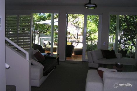 Property photo of 1 Ross Street Benowa QLD 4217