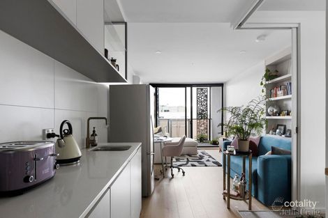 Property photo of 402/5 Beavers Road Northcote VIC 3070