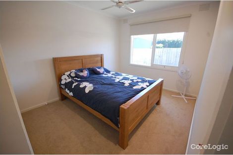 Property photo of 2/12 Clapham Road Hughesdale VIC 3166