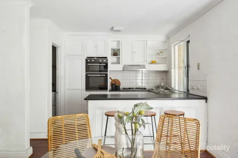 Property photo of 5 Dimora Court Adelaide SA 5000