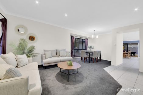 Property photo of 7 Barklya Crescent Sinnamon Park QLD 4073