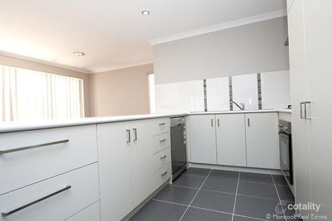 Property photo of 2/21 Pearce Road Australind WA 6233