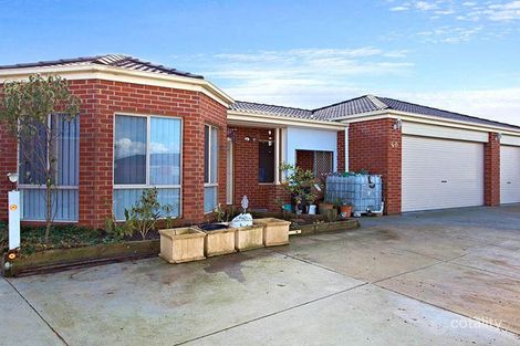 Property photo of 40 Springhill Drive Cranbourne VIC 3977