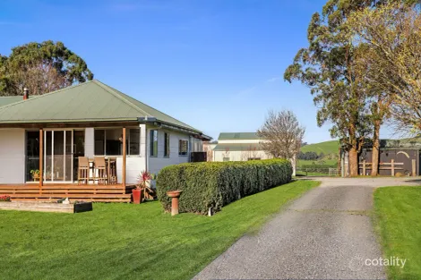 715 Falls Rd, Fish Creek, VIC 3959