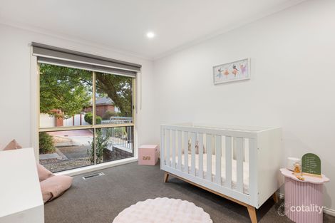 Property photo of 2 Alderley Court Chirnside Park VIC 3116