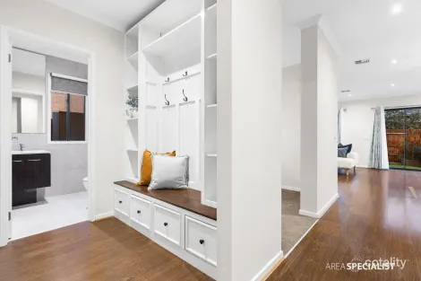 Property photo of 13 Coorabin Way Werribee VIC 3030