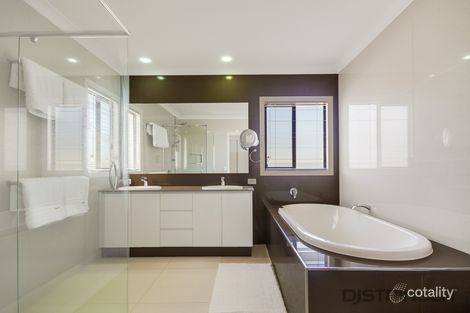 Property photo of 2/35 Binya Avenue Coolangatta QLD 4225