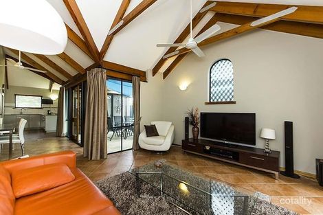 160 Burniston St, Scarborough, WA 6019