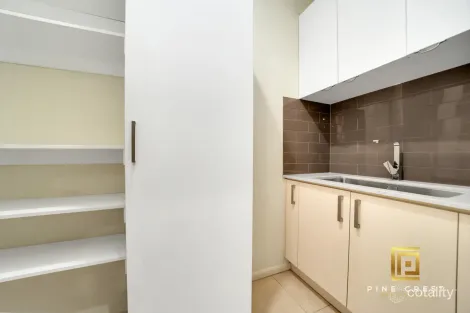 Property photo of 18 Bowling Avenue Point Cook VIC 3030