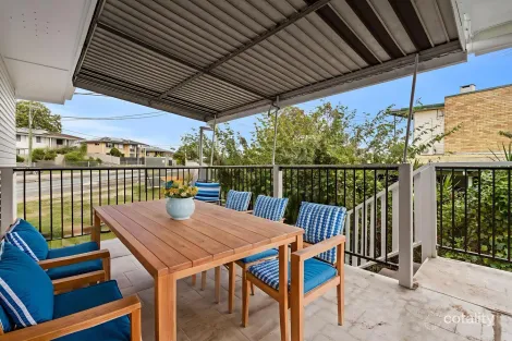 Property photo of 220 Dawson Road Wishart QLD 4122