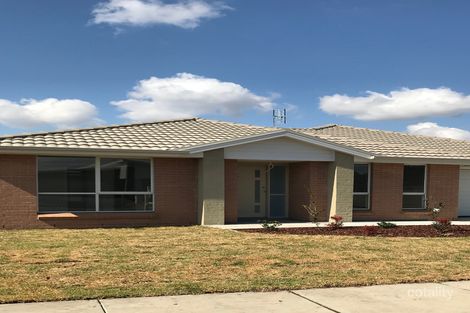 13 Gleneagles Ave, Heddon Greta, NSW 2321