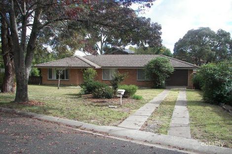 2 Haga Pl, Armidale, NSW 2350