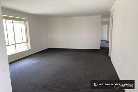 Property photo of 34 Royce Crescent Lavington NSW 2641