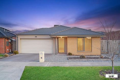 Property photo of 28 Charles Street Wallan VIC 3756