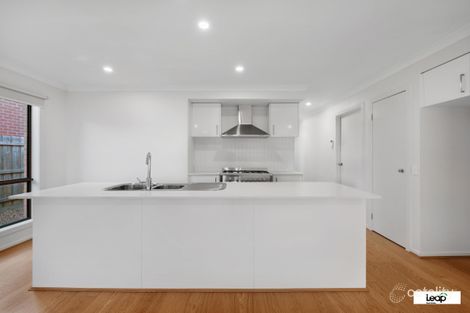 Property photo of 28 Charles Street Wallan VIC 3756