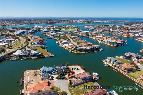 Property photo of 9 Eunamara Retreat Halls Head WA 6210