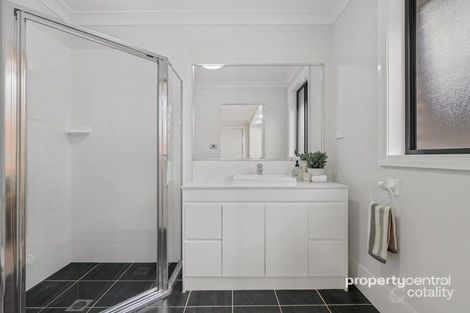 Property photo of 43 Illoura Way Jordan Springs NSW 2747