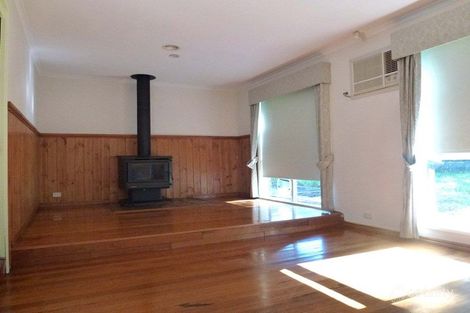 Property photo of 19 La Perouse Close Sunbury VIC 3429