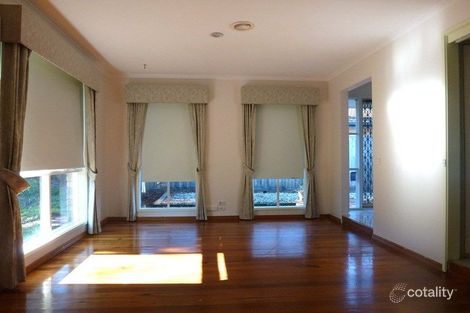 Property photo of 19 La Perouse Close Sunbury VIC 3429