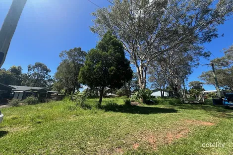 5 Blue Waters Cres, Macleay Island, QLD 4184