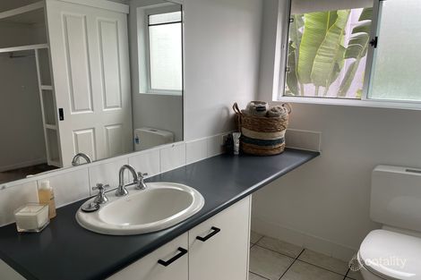 2/123-125 Coolum Tce, Coolum Beach, QLD 4573