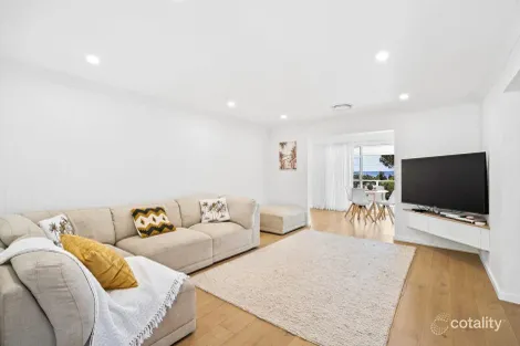 Property photo of 25 Hillside Drive Berkeley Vale NSW 2261