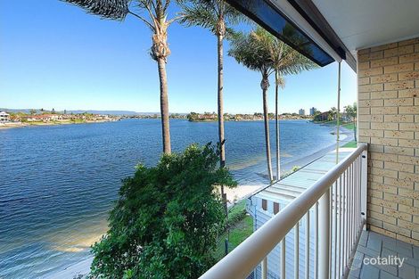 Property photo of 4/45 Duet Drive Mermaid Waters QLD 4218