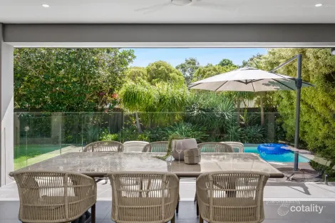 Property photo of 6 White Beech Road Noosa Heads QLD 4567