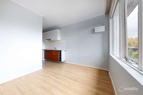 Property photo of 18/31 Smith Street St Kilda VIC 3182