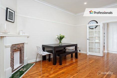 Property photo of 33 Macleay Street Turvey Park NSW 2650