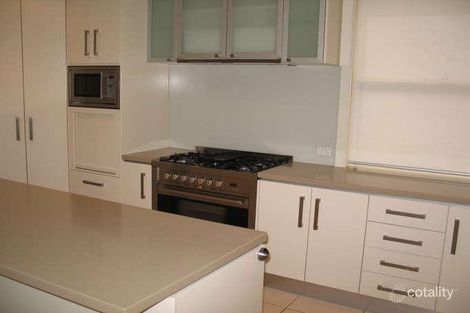 Property photo of 3004 Hillside Walk Hope Island QLD 4212