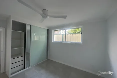 Property photo of 27 Juno Parade Greenacre NSW 2190