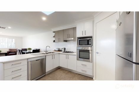 Property photo of 26A Apsley Crescent Dubbo NSW 2830