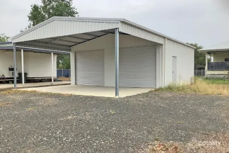 1 Honeyeater Ct, Longreach, QLD 4730