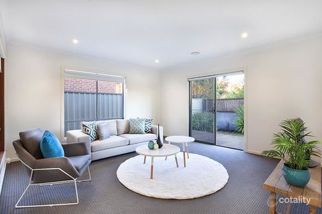 Property photo of 4 Sahara Way Fawkner VIC 3060