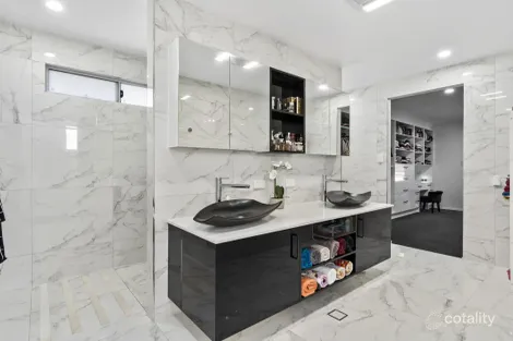 Property photo of 19 Susan Godfrey Drive Windaroo QLD 4207