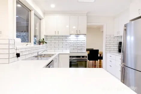 Property photo of 51 Macclesfield Road Emerald VIC 3782
