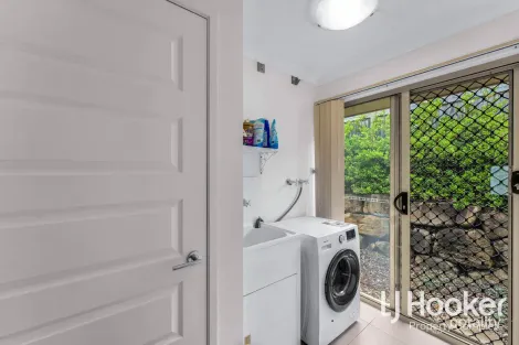 Property photo of 14 Hilton Place Beaudesert QLD 4285